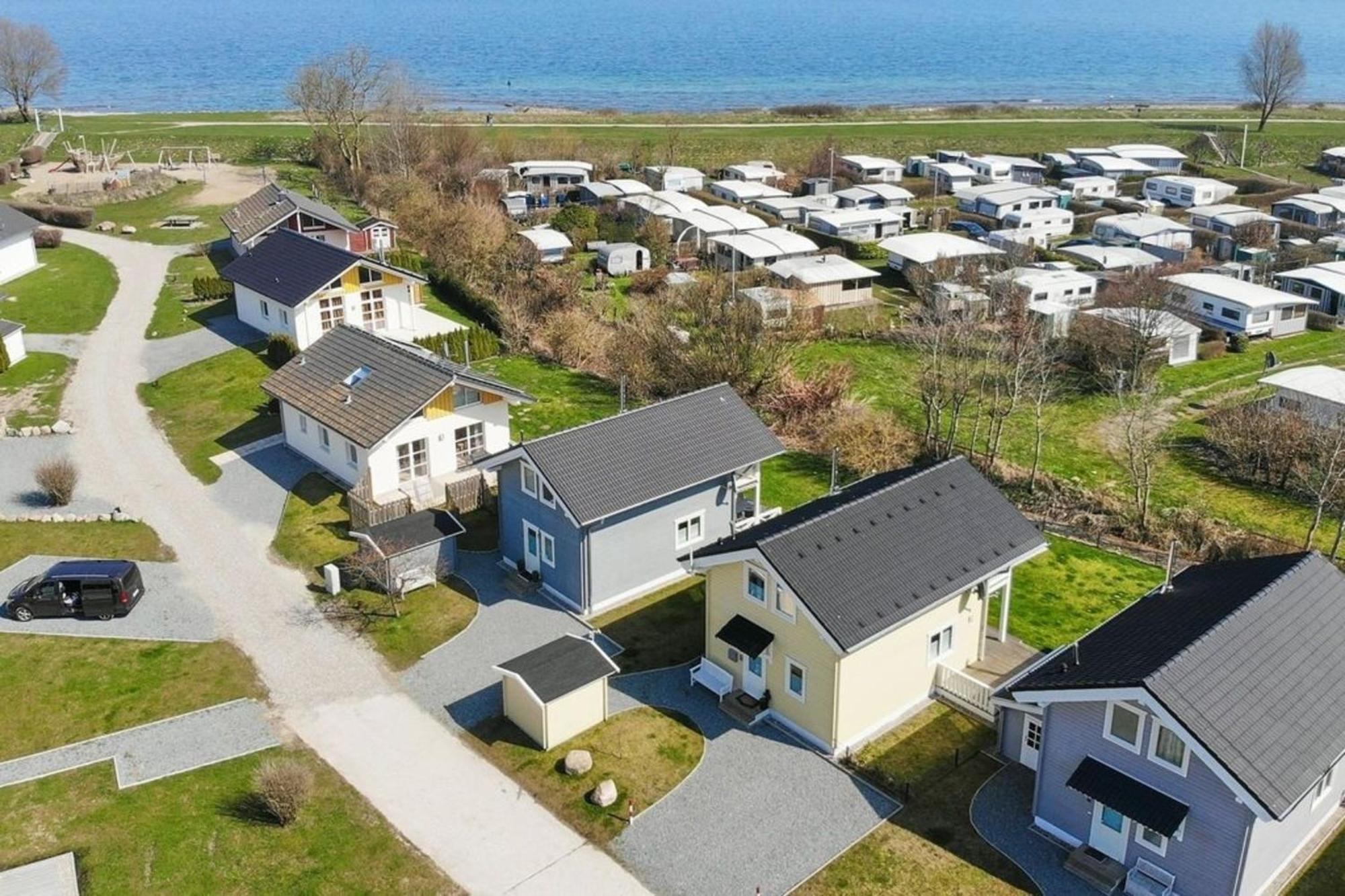 Seepark Suessau Ferienhaus Seerose 3 Exterior foto